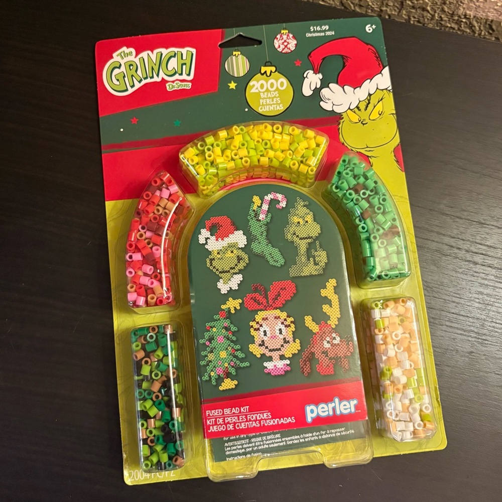 The grinch perler beads boxed craft set
